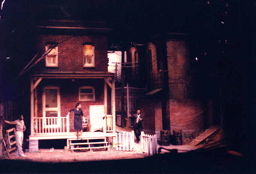 FENCES (Yale Rep 1985)
