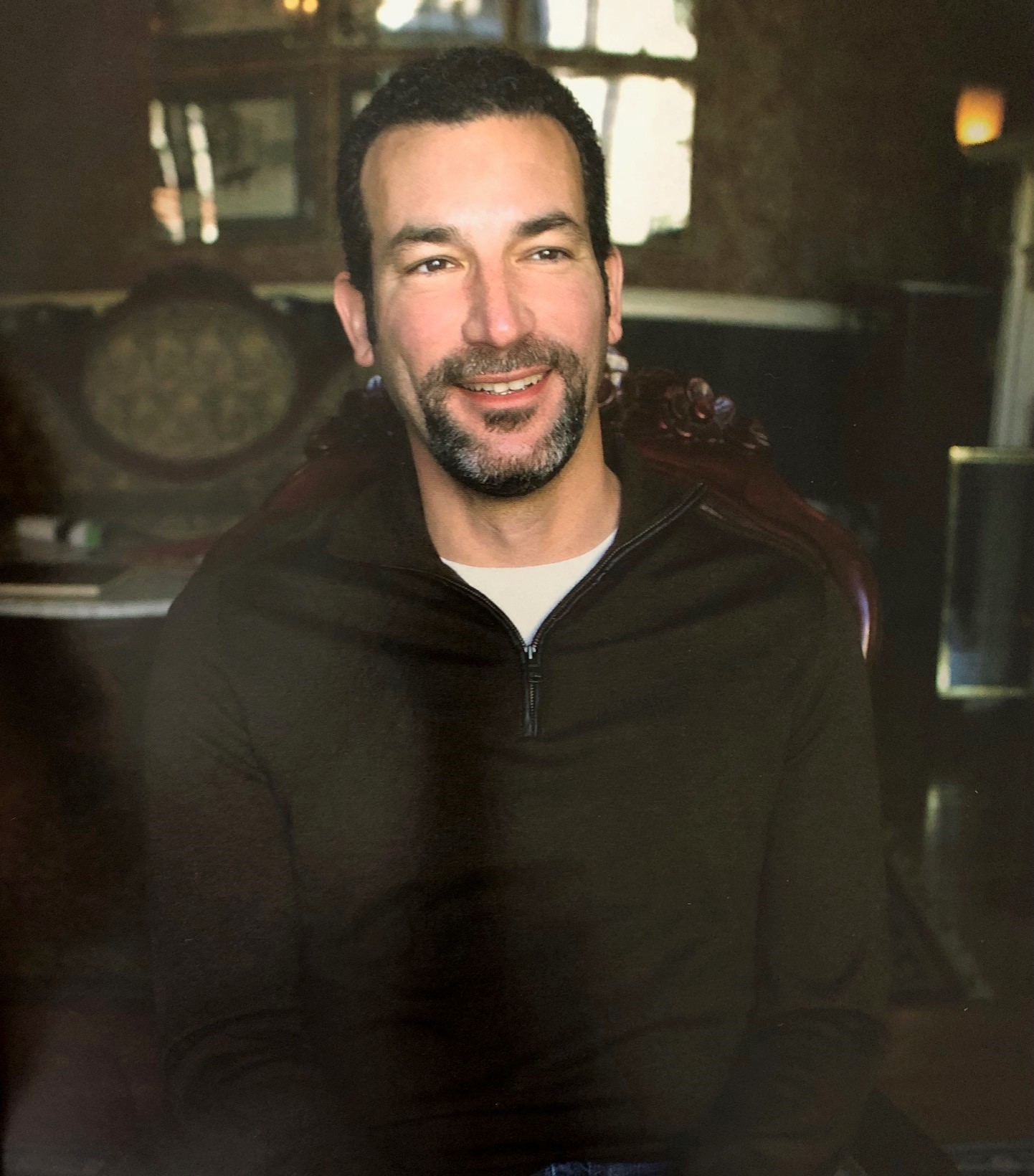 Paul Robotti (Charge Scenic Artist)