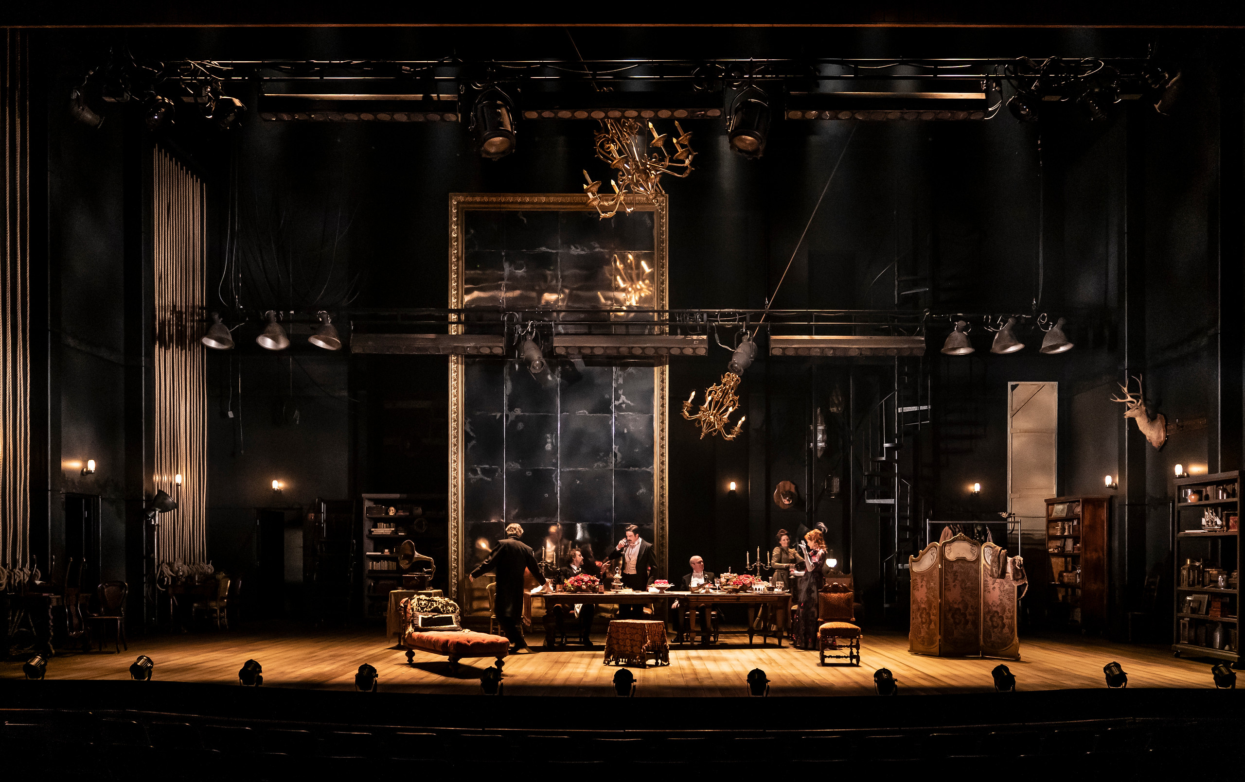 Bernhardt/Hamlet by Theresa Rebeck