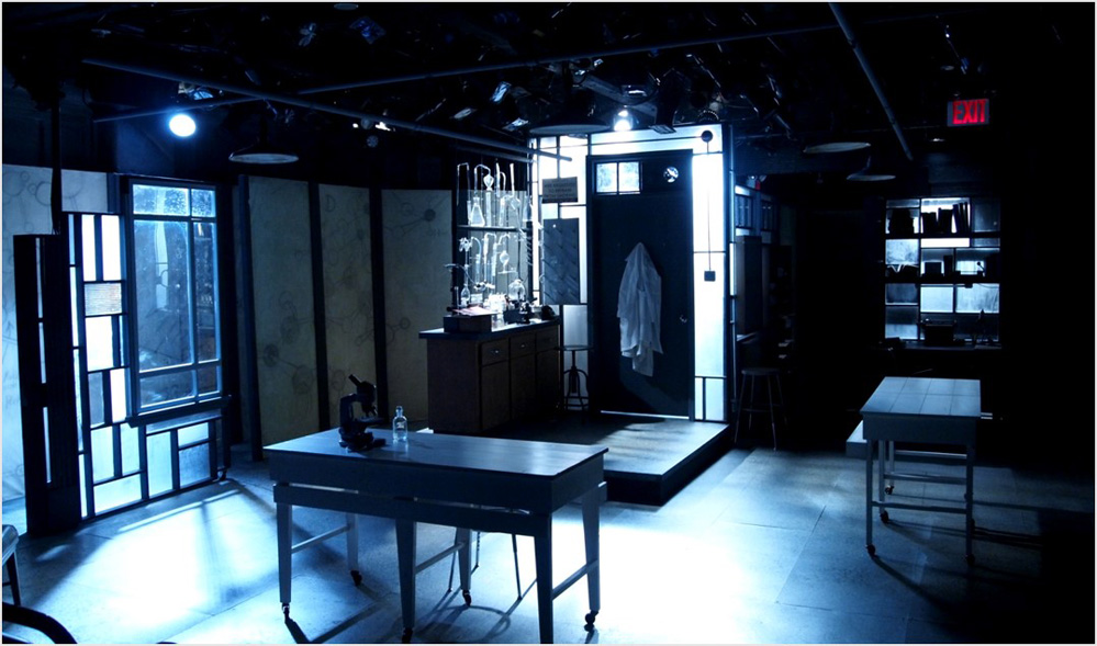 Scenic Design: Photograph 51