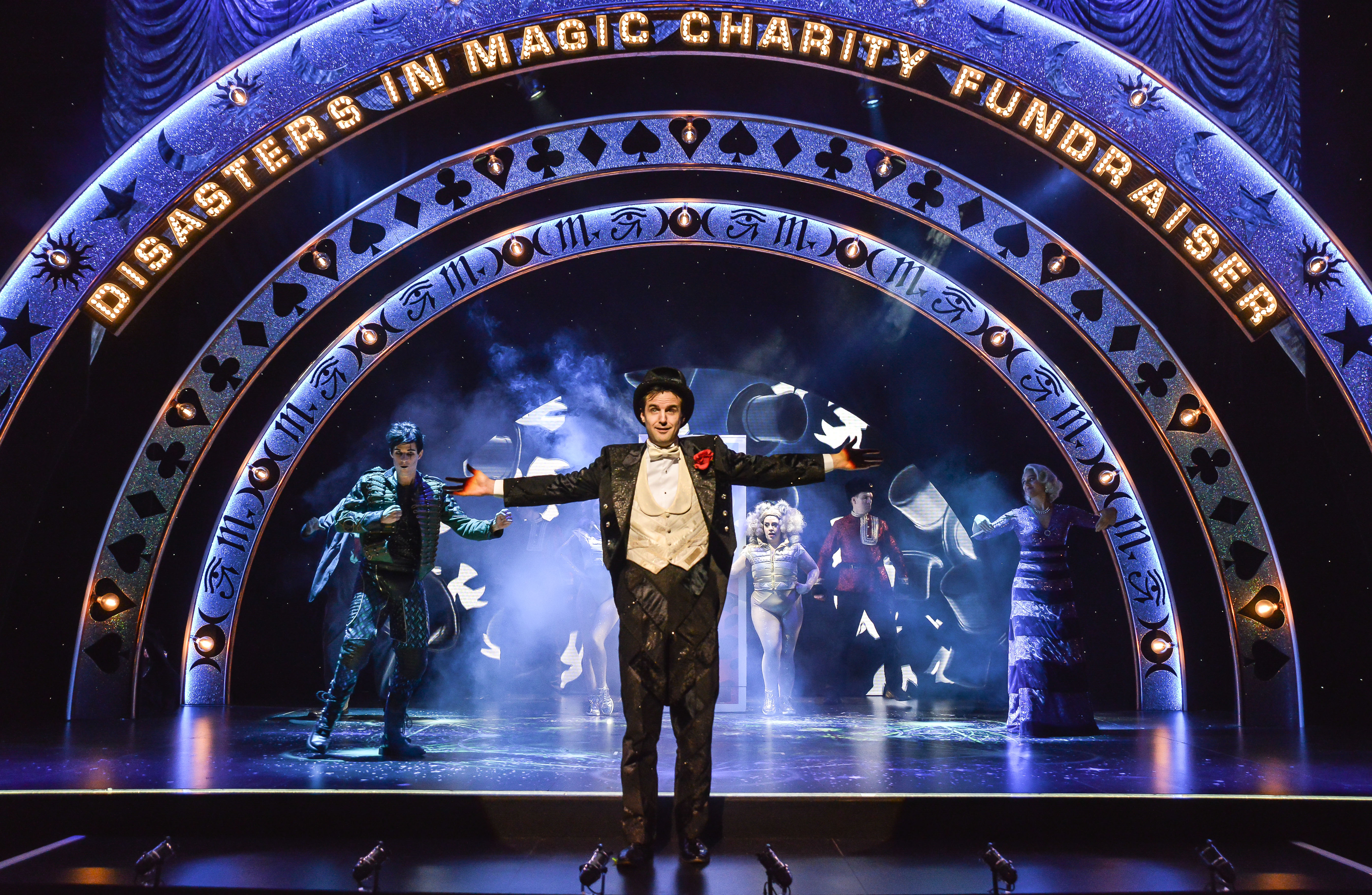 Magic Goes Wrong - Mischief Theatre - West End 